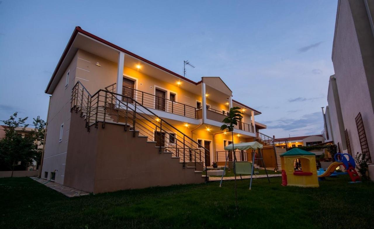 Studio Nikiti Beach Εξωτερικό φωτογραφία