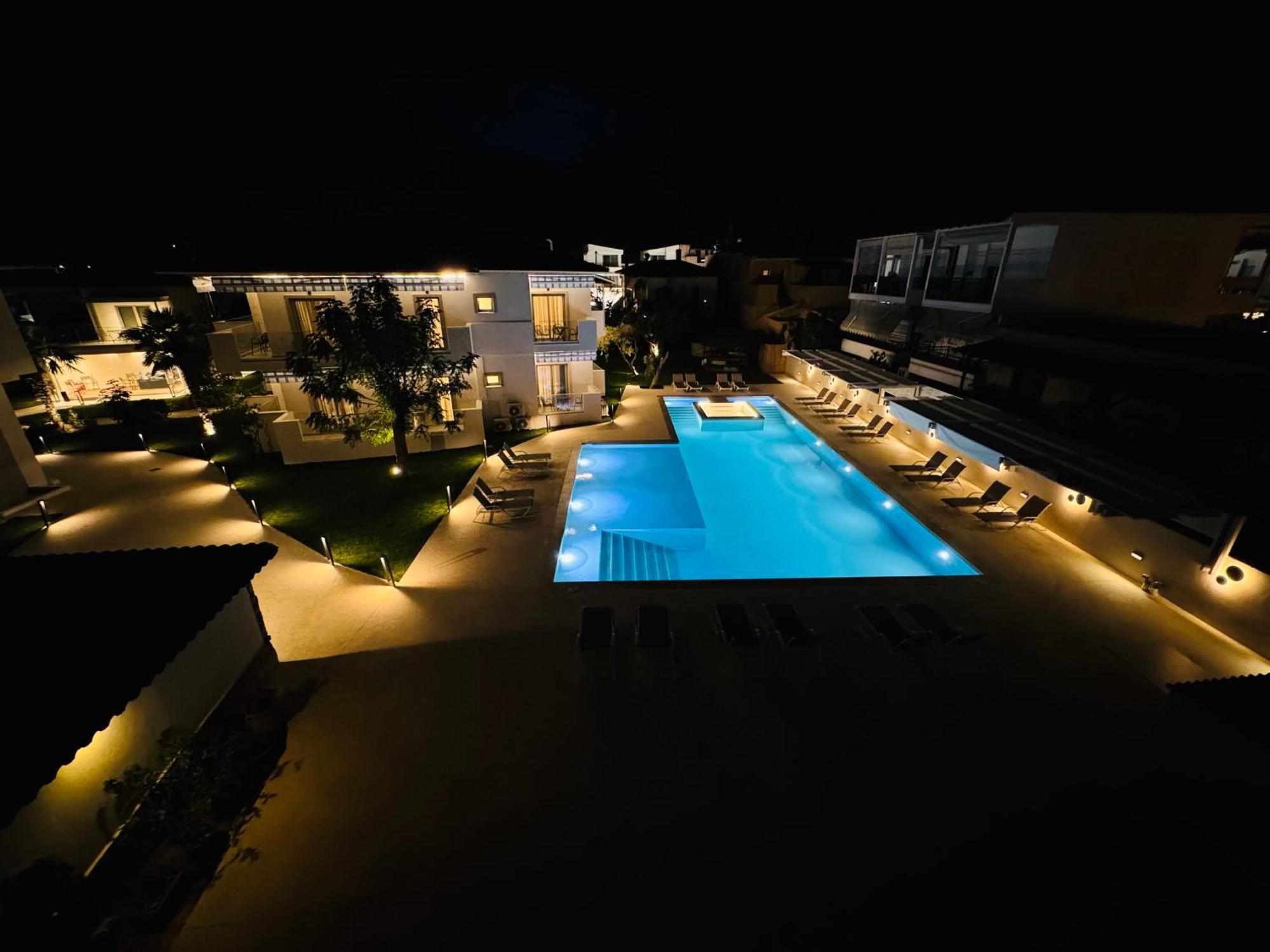 Studio Nikiti Beach Εξωτερικό φωτογραφία